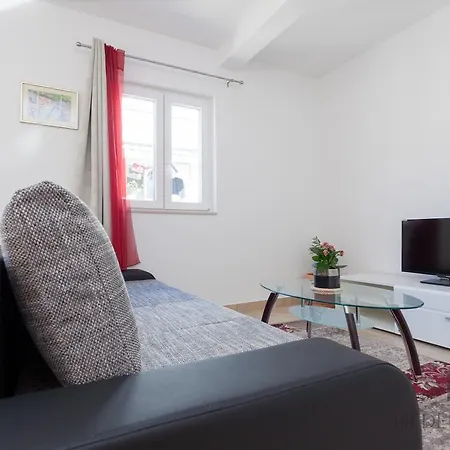 Apartment Miniatus A48